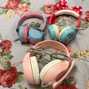 3 Over-Ear Headphones for Kids - Pink and Blue